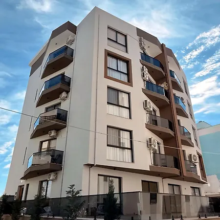 Litorale Golem (Tirana)